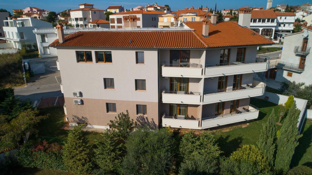 Apartments Oliva بريمونتيرا المظهر الخارجي الصورة