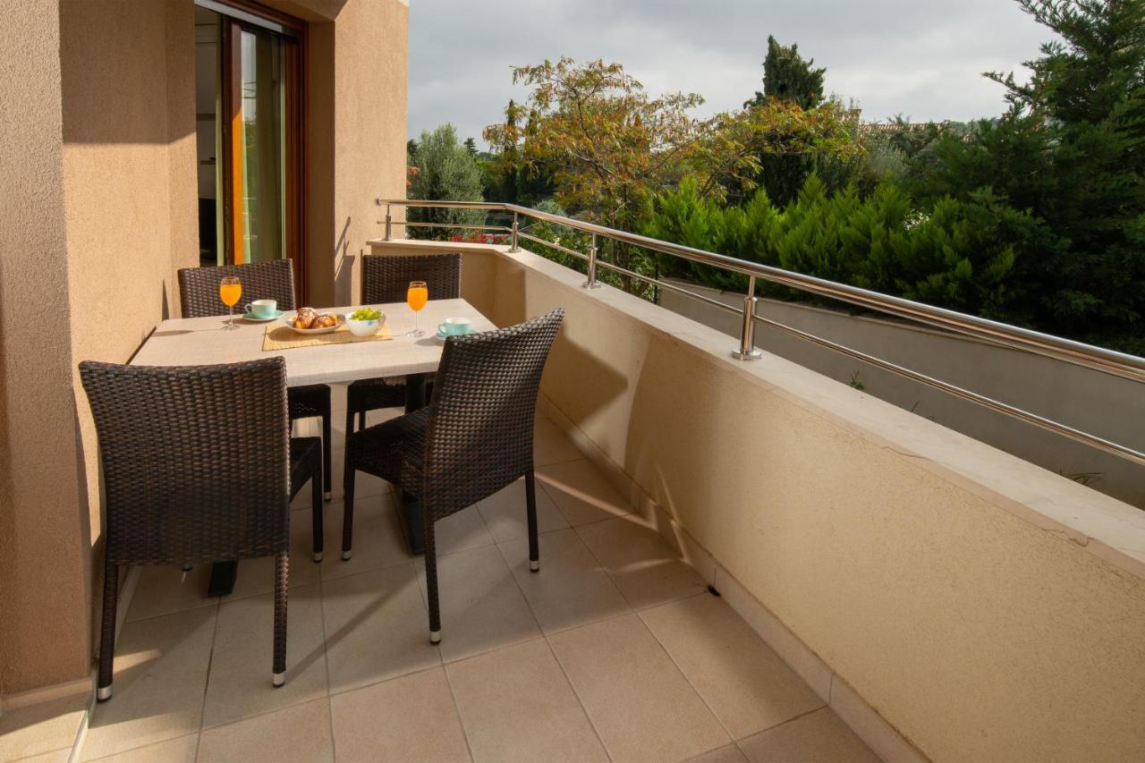 Apartments Oliva بريمونتيرا المظهر الخارجي الصورة