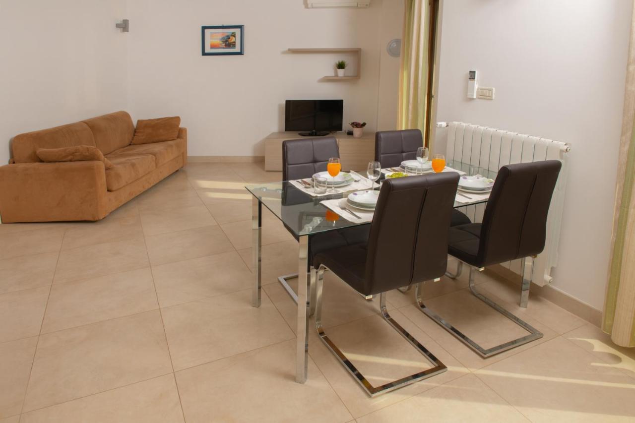 Apartments Oliva بريمونتيرا المظهر الخارجي الصورة