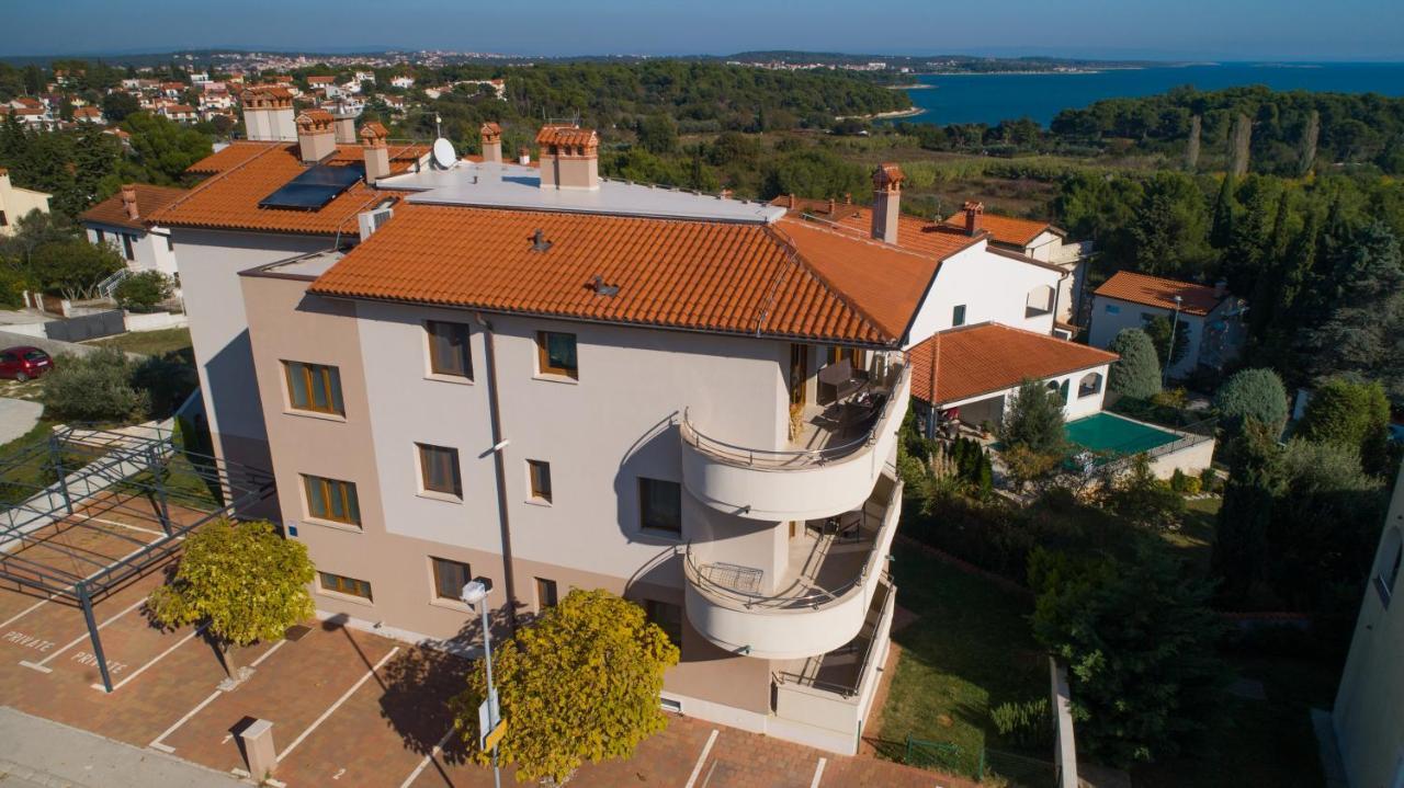 Apartments Oliva بريمونتيرا المظهر الخارجي الصورة