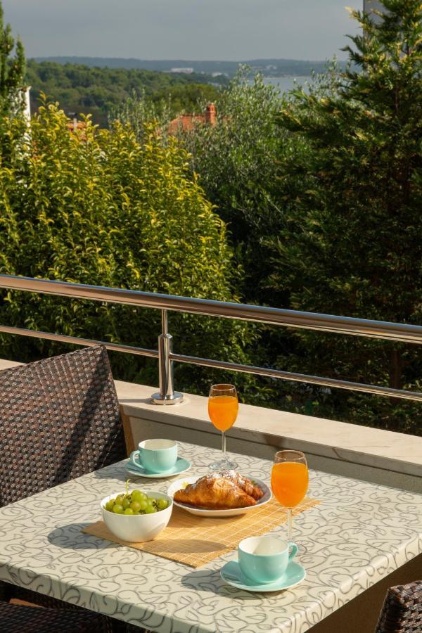 Apartments Oliva بريمونتيرا المظهر الخارجي الصورة